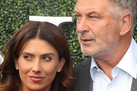 Alec und Hilaria Baldwin sind seit 2012 verheiratet und haben sechs gemeinsame Kinder. Alec und Hilaria Baldwin sind seit 2012 verheiratet und haben sechs gemeinsame Kinder.