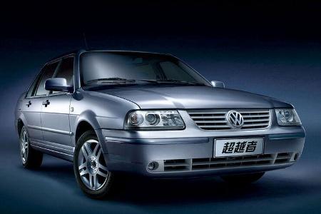 Nachdem VW das Modell bereits 1995 zum Santana 2000 aufgefrischt hatte, folgte mit dem Santana 3000 (hier im Foto) im Jahr 2...