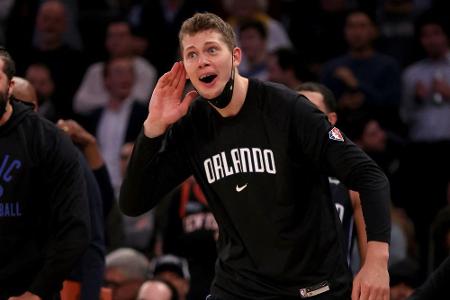 Spektakulärer Dunk: Wagner führt Magic auf die Siegerstraße