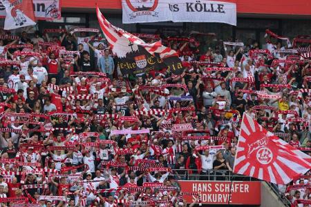 Köln gegen Gladbach vor 50.000 Fans Köln gegen Gladbach vor 50.000 Fans