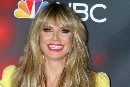 Heidi Klum feiert mit.