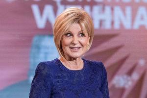 Carmen Nebel präsentiert erneut "Die schönsten Weihnachts-Hits".