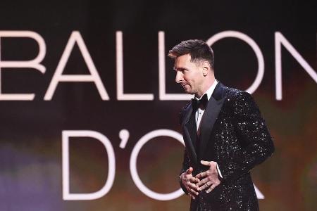 Messi gewinnt zum siebten Mal Ballon d'Or - Lewandowski als Torjäger geehrt Messi gewinnt zum siebten Mal Ballon d'Or - Lewandowski als Torjäger geehrt