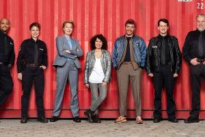 Das Team vom "Großstadtrevier" (v.l.): Lukas Petersen (Patrick Abozen), Nina Sieveking (Wanda Perdelwitz), Frau Küppers (Sas...