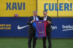 "Der beste Klub der Welt": Xavi als neuer Barca-Trainer vorgestellt