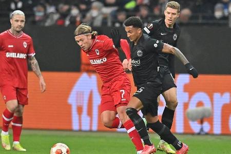 Achtelfinal-Entscheidung vertagt! Gegen Royal Antwerpen rettete Eintracht Frankfurt am Donnerstagabend ein Last-Minute-Unent... Achtelfinal-Entscheidung vertagt! Gegen Royal Antwerpen rettete Eintracht Frankfurt am Donnerstagabend ein Last-Minute-Unent...