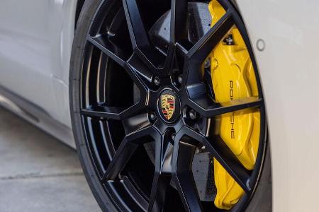 Porsche Taycan GTS