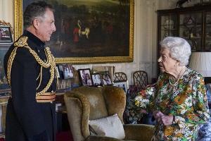 Queen Elizabeth II.: Erster öffentlicher Termin nach Gesundheitssorgen