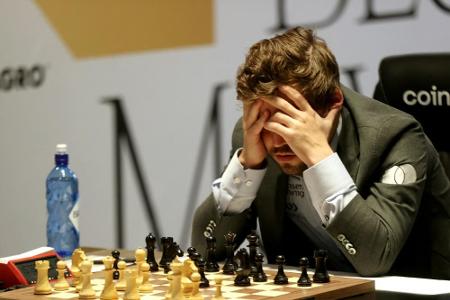 Carlsen enttrohnt: Abdusattorow Weltmeister im Schnellschach Carlsen enttrohnt: Abdusattorow Weltmeister im Schnellschach
