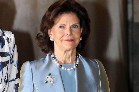 Königin Silvia von Schweden kämpft gegen eine Erkältung. Königin Silvia von Schweden kämpft gegen eine Erkältung.
