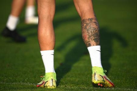 Chinas Regierung verbietet Tätowierungen bei Fußballern Chinas Regierung verbietet Tätowierungen bei Fußballern