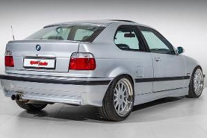 E36 und 5,6-Liter-V12? Passt!
