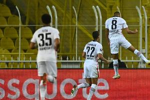 Stolze Frankfurter feiern Gruppensieg: "Fantastische Europa-League-Saison"