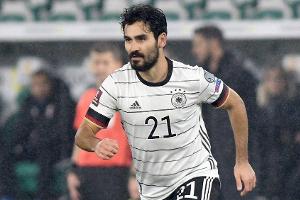 Fußballstar Ilkay Gündogan hat sich verlobt