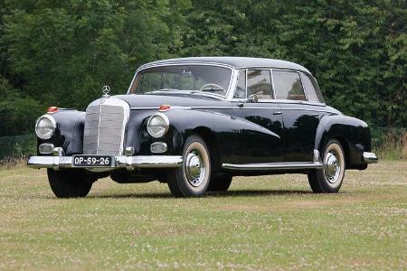 1958er Mercedes Benz 300d 'Adenauer' 1958er Mercedes Benz 300d 'Adenauer'