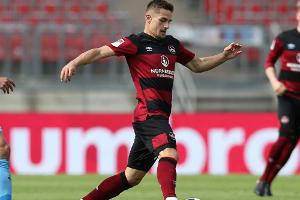 Nürnberg gewinnt in Aue und bleibt im Aufstiegsrennen