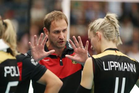 Koslowski nicht mehr Bundestrainer der Volleyballerinnen Koslowski nicht mehr Bundestrainer der Volleyballerinnen