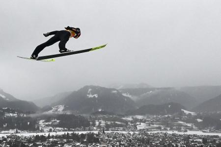 Geiger Fünfter beim Tournee-Auftakt - Kobayashi siegt Geiger Fünfter beim Tournee-Auftakt - Kobayashi siegt