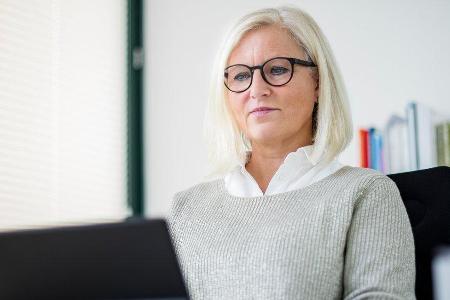 Dr. Elke Völmicke, Geschäftsführerin Bildung & Begabung, dem Talentförderzentrum des Bundes und der Länder. Dr. Elke Völmicke, Geschäftsführerin Bildung & Begabung, dem Talentförderzentrum des Bundes und der Länder.