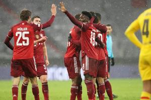 FC Bayern zieht mit "weißer Weste" ins Achtelfinale ein