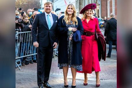 König Willem-Alexander und Königin Máxima (re.) sind stolz auf ihre älteste Tochter Prinzessin Amalia. König Willem-Alexander und Königin Máxima (re.) sind stolz auf ihre älteste Tochter Prinzessin Amalia.