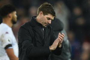 Aston Villa: Teammanager Gerrard positiv auf Corona getestet