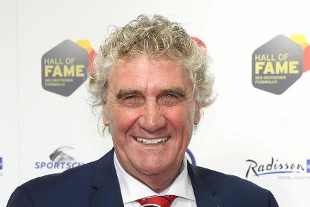 Ex-Bayern-Torhüter Pfaff veröffentlicht Autobiografie Ex-Bayern-Torhüter Pfaff veröffentlicht Autobiografie