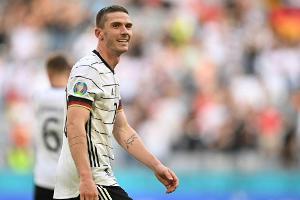 DFB-Team unterstützt "KinderpAHRadies" im Ahrtal