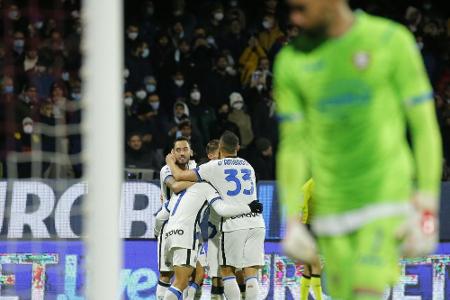 Inter festigt Rang eins - erstmals 100 Tore in einem Jahr Inter festigt Rang eins - erstmals 100 Tore in einem Jahr