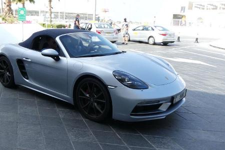 Porsche - Carspotting - GP Abu Dhabi - 12. Dezember 2021