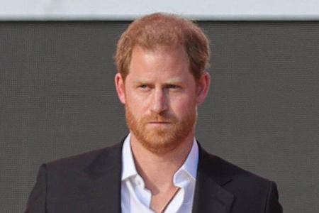 Prinz Harry fordert von der britischen Regierung die Rückgabe des Polizeischutzes. Prinz Harry fordert von der britischen Regierung die Rückgabe des Polizeischutzes.