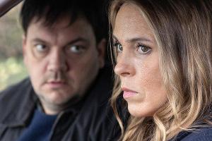 Alexander "Sascha" Bukow (Charly Hübner) und Katrin König (Anneke Kim Sarnau) im "Polizeiruf 110: Keiner von uns".