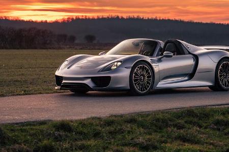 Porsche 918 Spyder Liquid Metal Blue Chrome Gebrauchtwagen Porsche 918 Spyder Liquid Metal Blue Chrome Gebrauchtwagen