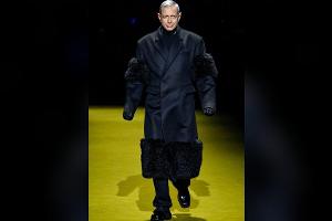 Mailand Fashion Week: Jeff Goldblum läuft für Prada über den Laufsteg