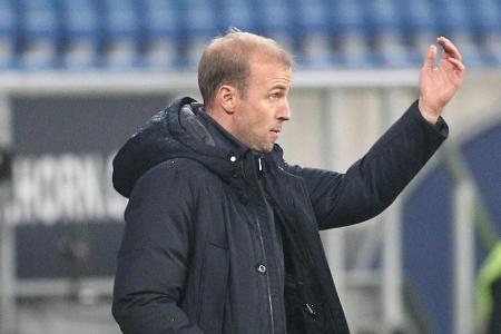 Trotz Platz vier: Hoffenheim-Trainer Hoeneß fordert Trotz Platz vier: Hoffenheim-Trainer Hoeneß fordert