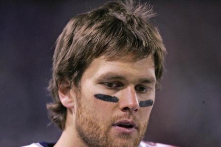Nachdem New England in der Saison 2007 jedes Spiel gewinnen kann, gehen Brady und Co. als haushoher Favorit in den Super Bow...