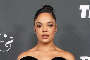 Tessa Thompson ist das neue Gesicht von Armani Beauty