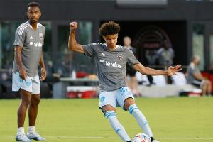 Wolfsburg verpflichtet Linksaußen Paredes