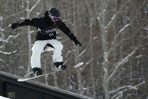 "Kugelsicheres Eis": Snowboarder Vockensberger verletzt, Brett kaputt