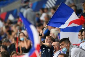 Frankreich bewirbt sich offiziell um Frauenfußball-EM 2025