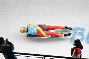 Sturz im Training: Schreckmoment für Geisenberger