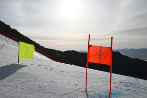 Wind zu stark: Olympia-Abfahrt auf Montag verlegt