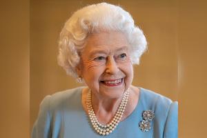 Queen Elizabeth II. erneuert ihr königliches Gelübde