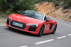 Audi R8 Spyder: Die Wuchtbrumme