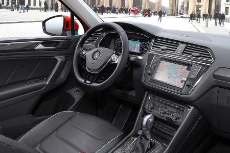 VW-typische Mittelkonsole mit Drehschalter für den Fahrmodus
