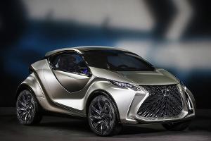 Neue Luxusautos: Aller Anfang ist Lehm