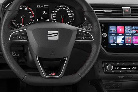 Typisches Seat-Cockpit: Gradlinig und reduziert