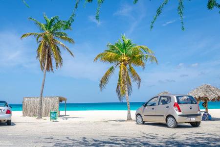 Beachten Sie diese Tipps und kommen Sie trotz der Hitze sicher an Ihr Reiseziel an.