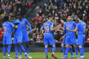 Valencia verhindert Pokalniederlage im Halbfinal-Hinspiel