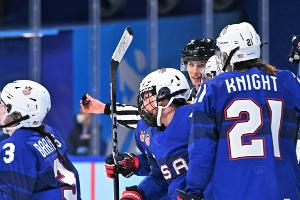 Eishockey: Kanadierinnen eindrucksvoll im Halbfinale - USA mit Mühe